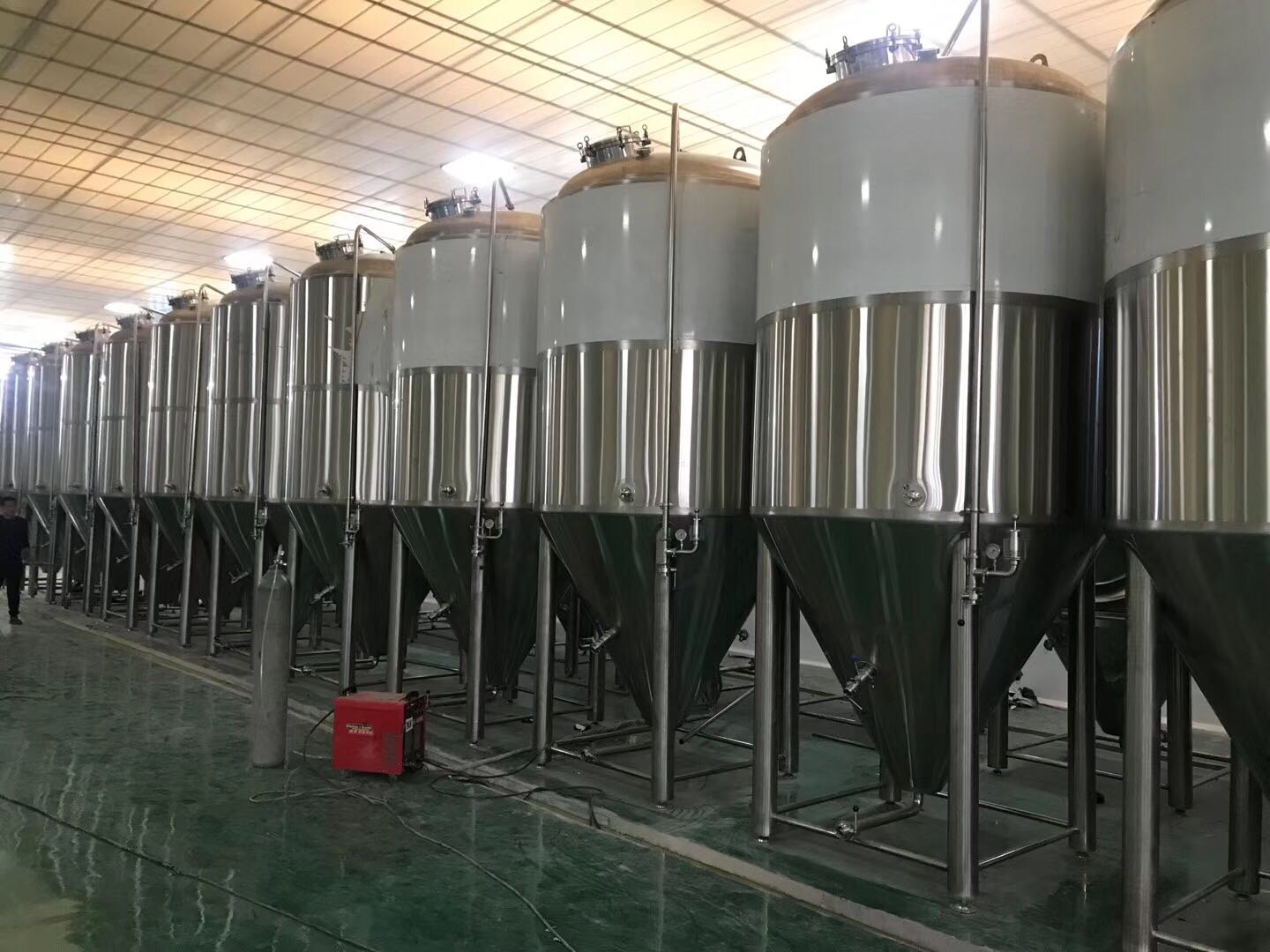 精酿啤酒厂发酵设备